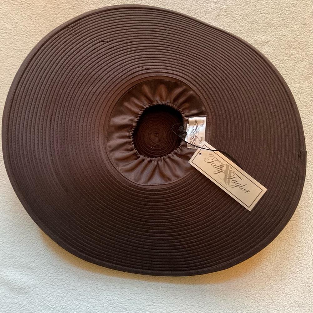 Gorgeous brown classic Tally Taylor hat - Picture 4 of 7
